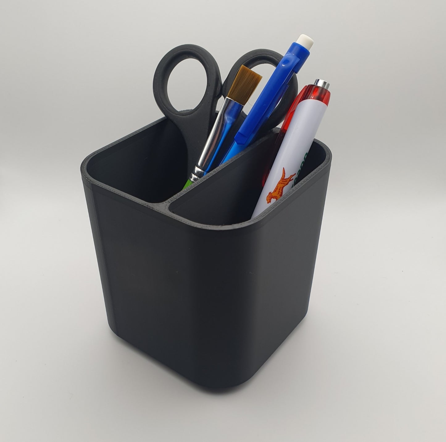 Porte-stylo simple à deux sections